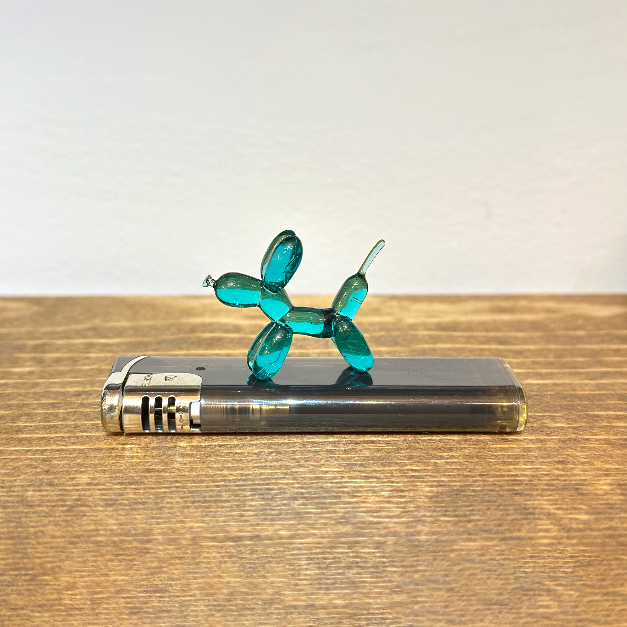 ガラスのバルーンドッグ | Glass insetto